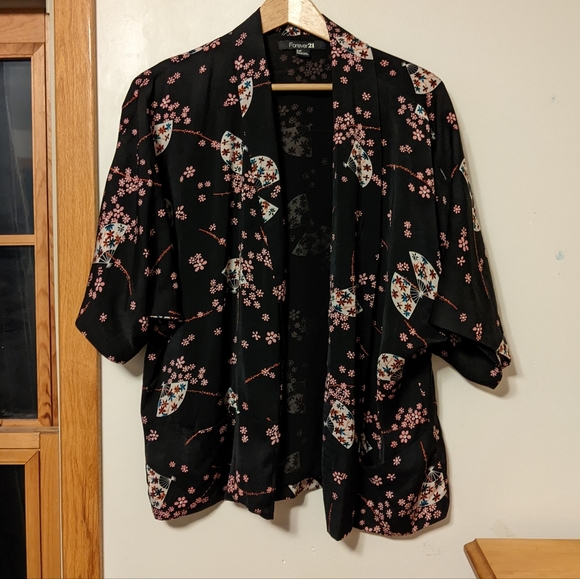 Haori style Kimono - Picture 1 of 2